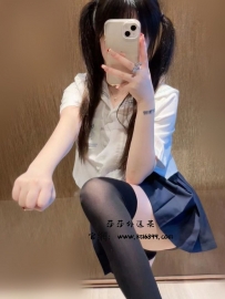 #雙馬尾學生妹 小霜 155cm 42 B奶 19歲 身材嬌小 骨感 耐幹