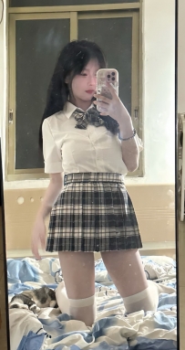 娜娜 157cm 小C奶 19歲  #甜美系女友 女友感很好 #讓人熱血沸騰忍不住想要上她