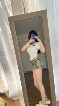 #高雄學生妹 小言 160 D  44kg 22歲 純真可愛小仙女 軟軟語調蜜糖壺  貼心溫柔服務佳