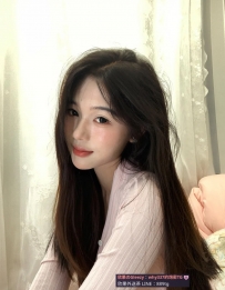 悅然 164cm 47kg D 26歲 妹外表的氣質完美身材曲線  私底下很騒 性格是一個愛撒