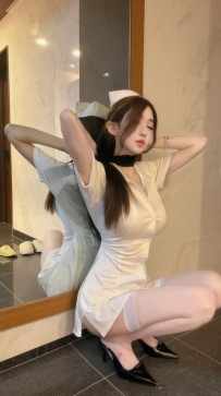 曉月 159 46 D罩杯 25岁    护士身份 白嫩微肉型  做愛時卻會小坏坏 乖巧