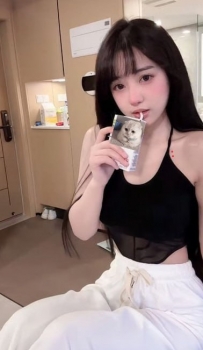 星兒 157.F.46.21歲 學生妹! 臉蛋可愛、小小一隻 胸部超有料!!