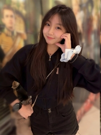 台中可約 顆顆 158.21.C.44kg  青澀小嫩妹！青澀但C杯超挺口技生澀卻超認真 眼神無辜