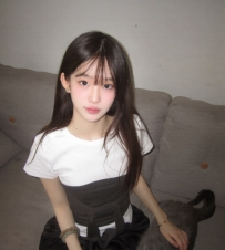 荳荳 158/45kg/B/21歲 是甜美世新學妹也是小有粉絲量のIG正妹 ~ 擁有漂亮吸睛外型讓人