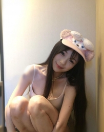 很有女友的fu 美樂 162.C.45.22歲 鮑魚水水嫩嫩的易濕可以喇舌品鮑