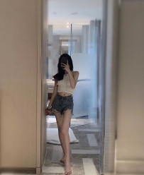 寧心 164.45.C+.26歲  高挑氣質秘書等你來約   擁有優雅氣質的顏值 烏黑靚麗的頭髮