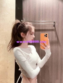 迪娜 165cm-47kg-C+-23歲  可以說顏值天花板係了皮膚水白皙