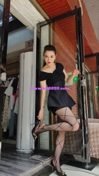 #台南 高雄 #特價3500 薇薇 164.50.D.38歲 服裝店老闆娘 成熟嫵媚的氣質