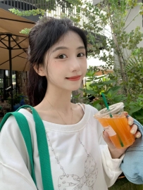 #骨感正妹推薦 朵兒 160 46kg B 21歲 #外貌漂亮 身材骨感