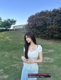 玲玲 156cm 47kg B+ 23歲 清新仙氣 膚若凝脂 私下極盡纏綿 俏皮 喜歡依偎 秘密花園粉