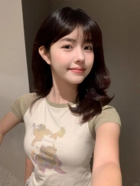 妮娜 162.47.D+奶.22岁    #巨乳大奶 很性感的學生妹 尺度也很大 又會玩