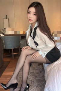 敏感點 超會玩 #很騷  心雨 165cm.46kg.F.25歲 #乳交 #奶泡 #口技贊 #lg