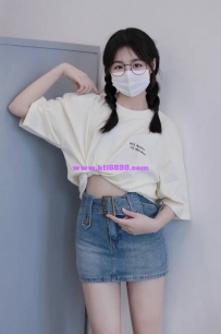 晶晶 160.C.45.19歲 #清純乖巧學生 文靜乖巧超聽話