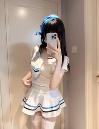 語彤 160 45 C 22歲 #性感與青春並存的反差純欲女生 誘人曲線~