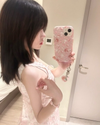 #18歲學生妹 灵儿152.B.18.43kg#純欲小穴只為你開  表小蘿莉 內心小淫逼超騷