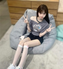 小精灵 158 C 43 20岁👧#双北    #鄰家 #甜美 可愛正妹 身材勻稱不會太瘦