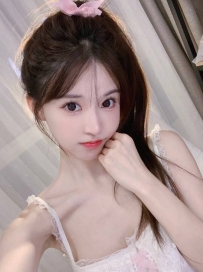 #可愛清純外型 艾希 162cm 46kg C 22歲 勻稱好身材 會主動勾引