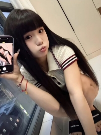 小米 155cm 42kg Ccup 22歲    新妹上車 俏皮可愛小天使，愛笑的臉蛋  融化眾多男子芳