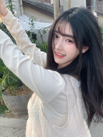 小晴 158cm.B+奶.40kg.19歲  #雙北可約  12000皮膚白嫩像牛奶，超細緻沒瑕疵，身材嬌