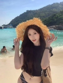 小琳  160/45/C/20歲   甜美學生妹，聲音奶奶的像撒嬌機，講話可愛超會聊天，約會感滿