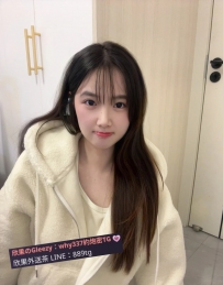 小晴 | 155cm / C罩杯 / 19歲（高三） 外表乖乖女，內裡敏感又緊，一碰乳頭就顫抖，下