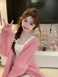 薇薇安 158cm/46kg/Ccup/20歲    #嬌小的學生妹妹 很嫩很粉  情竇初開的年紀 想要嘗試