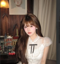 夢夢 159. 49 . D . 18  牛奶肌膚白嫩滑  燈光下白裡透紅  大奶妹妹