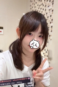 極品呦呦小隻馬甜妹 昨天剛滿19歲 糖花 156.B+奶.19歲.43kg #新妹第一天報班 鮑魚乾淨