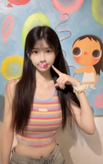 甜心 160cm.Bcup.44kg.20歲    我只想認真上課 但哥哥你好邪惡喔 烏黑長髮及腰