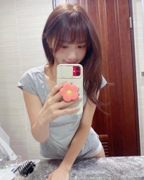 #清純可愛 珠珠 160cm 46kg C 21歲 身材嬌小 講話溫柔 服務體貼