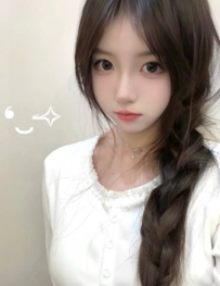 琳兒 162 48 Ccup 22歲  屁股渾圓肥嫩 後入時每一下都肉感十足  腰力好 騎乘位能慢慢