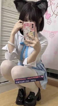 恬恬  159cm-40kg-C奶-20歲  小蘿莉 嬌小的身軀很容易就被征服白嫩的奶軟軟的 吃起來