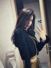 #人美有氣質 文琴 165.C.47.25歲 身材比例性感 胸部圓潤飽滿