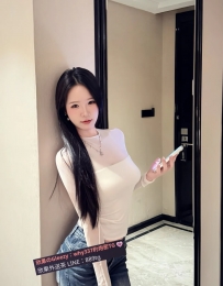 栗子 162 /C/24歲   #性感火辣白皮膚正妹  年輕火辣、皮膚很白、身材性感  24歲清純又