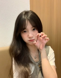 Gleezy：why337  萌沛 155cm B罩杯 19歲 #清純學生妹#叫聲淫蕩 #會撒嬌