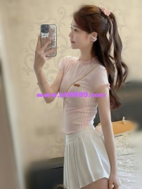 奶希 162cm 46kg Dcup 23歲 人很清秀 嬌嬌小小的 鄰家女孩