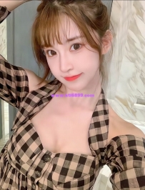 璇兒 158.45.C+.22歲 #給人感覺很舒服很乾淨 服務很貼心