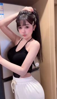 岢嵐 162cm.D+奶.46kg.21歲    #臉蛋甜美可愛 清晰可人   身形身材超好 細腰翹臀