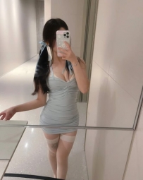 淼淼 157cm 44kg C奶 20歲    清純學生妹  臉蛋稚嫩無辜  長相清純甜美很有鄰家女孩