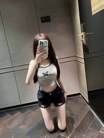 #腿控熱推正妹！萱萱 165.47.D.23歲 滑嫩白皙、修長美腿，高挑勻稱