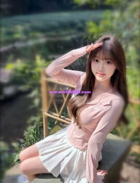 菲亞 165 47 C 22歲 長腿性感辣妹 校園啦啦隊 短裙配美腿非常誘惑