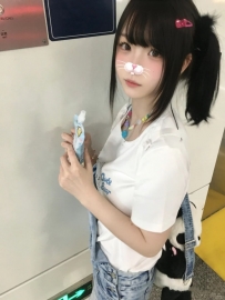 純純 158cm.45kg.Ccup.20歲  鄰家女孩型 #第一次兼職   皮膚白白淨淨的 不化妝皮膚也