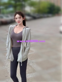 柒柒 165.47.D.24歲 喜歡運動的柒柒 給人一種很清新 又很友善的態度