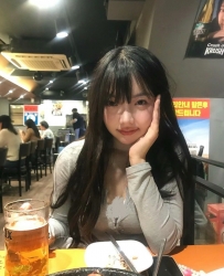 【小寶】160・48・C  天真浪漫個性 白嫩軟綿C奶級女神 水嫩緊緻肌膚身體散發迷人奶香