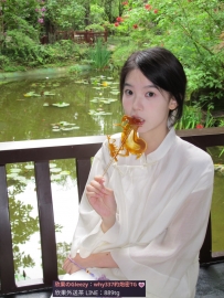 雅雅 162.D.47.21歲  葛格們心心念念的巨乳學生妹登場啦！奶大超挺純天然，富有彈性的