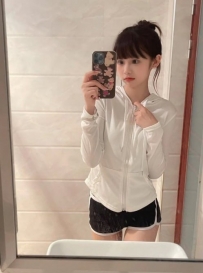 小兮 155.C.45.19歲    在校兼職學生 臉蛋乖巧可愛   皮膚滑嫩白皙 短期兼職下海三天