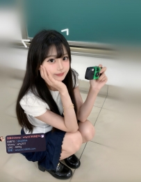 湉湉 157.19y.C.40kg #白虎學生妹 剛滿18 無經驗 粉到發光 第一次口暴＋第一次吞精 緊