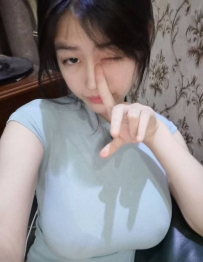 杏子 164cm F+奶 25歲  F奶撐滿 每一寸肌膚都散發著女人味！  熱情+完美身材 點燃你最