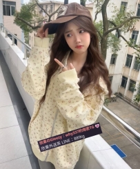 芊語 160cm / 44kg / 20歲 / C 初次接觸這圈子帶著滿滿的好奇與羞澀，互動時帶著點學