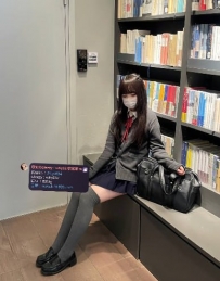 舒舒 158.C.46.20歲   氣質JK學生妹，寒假兼職賺學費！乖巧可愛又聽話，聲音嗲嗲會撒